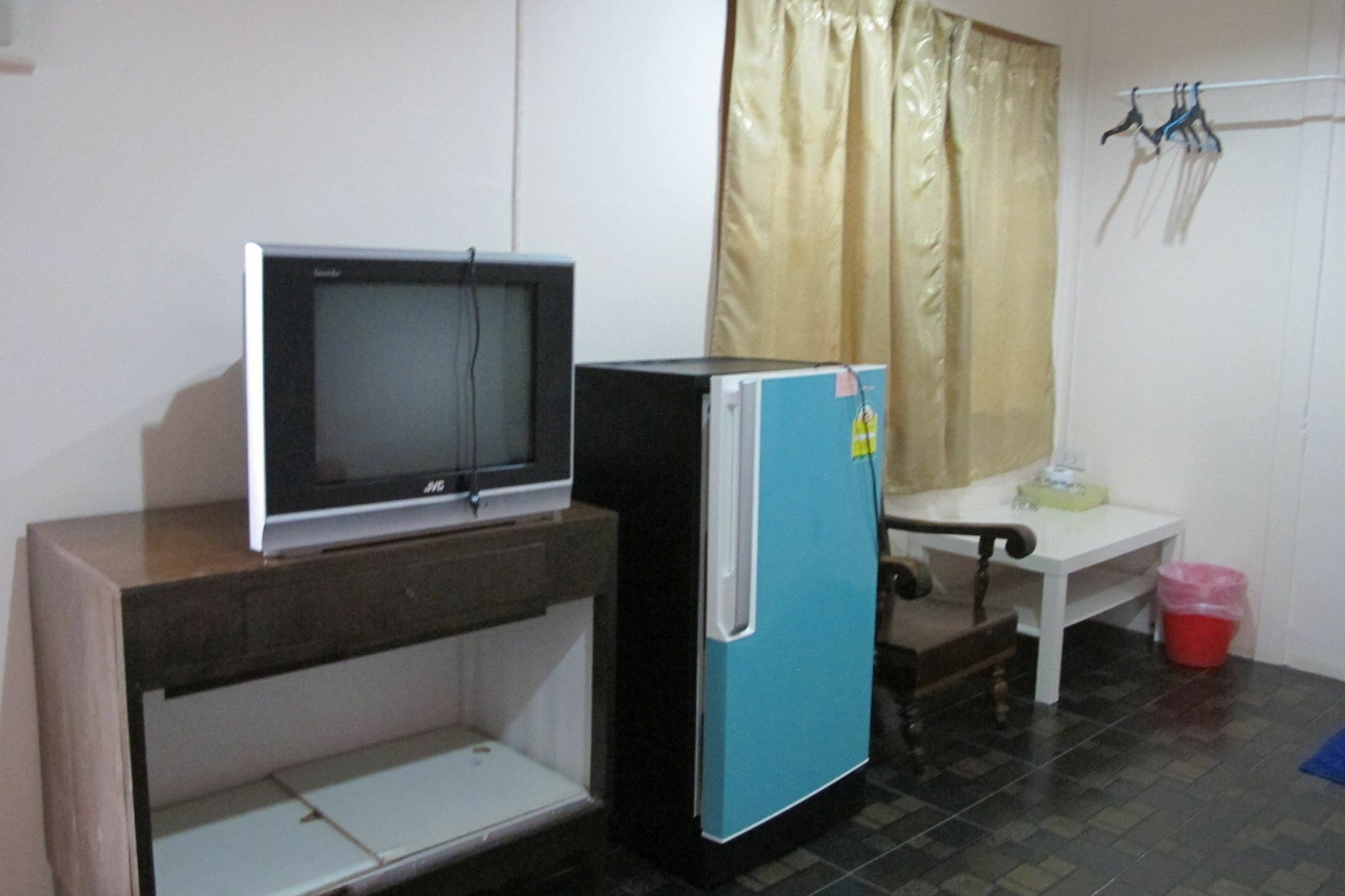 Samchai Hotel Si Racha Dış mekan fotoğraf