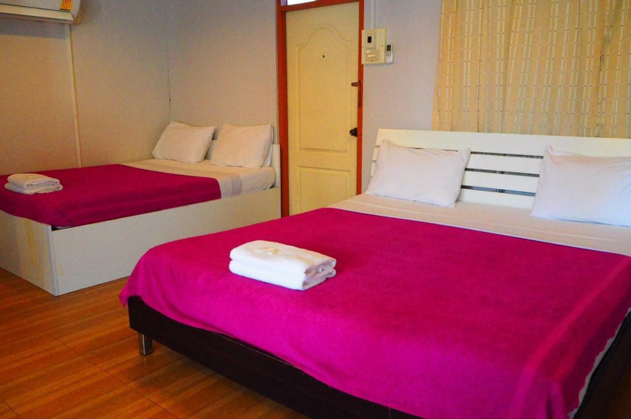 Samchai Hotel Si Racha Dış mekan fotoğraf