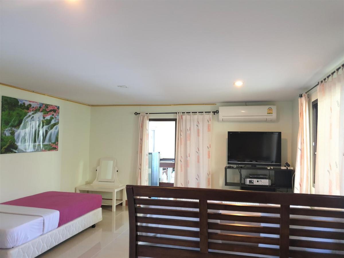 Samchai Hotel Si Racha Dış mekan fotoğraf