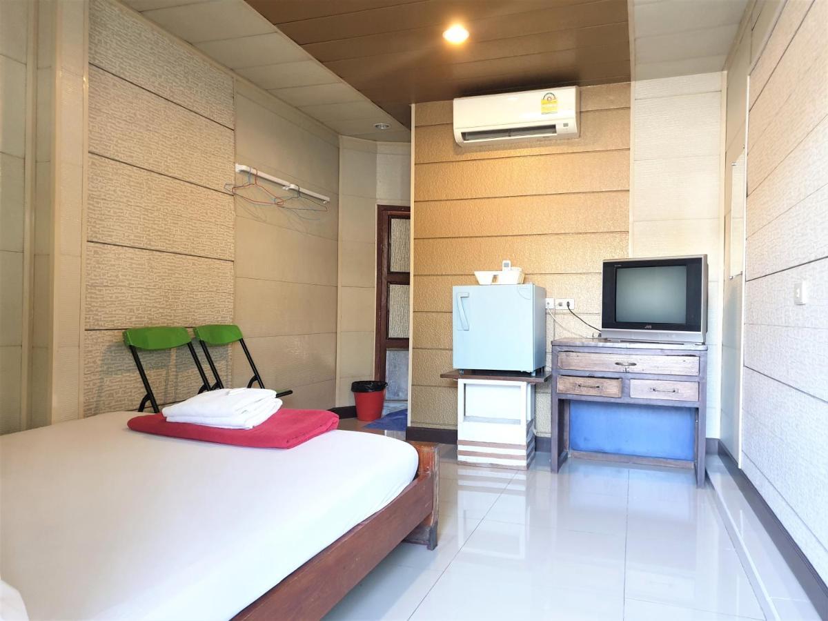 Samchai Hotel Si Racha Dış mekan fotoğraf