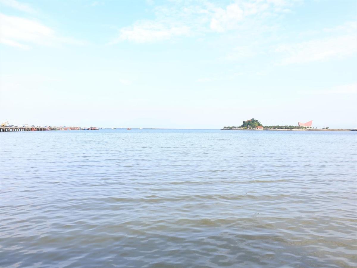 Samchai Hotel Si Racha Dış mekan fotoğraf